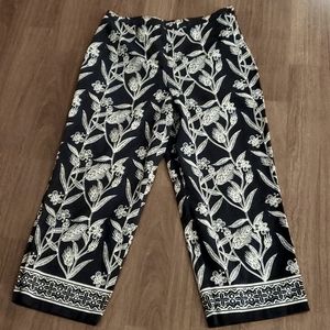 Judith Hart Collection Women's Floral Navy Blue/White Pants - Size 16